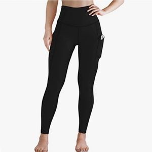 Black leggings with pockets. Sz L